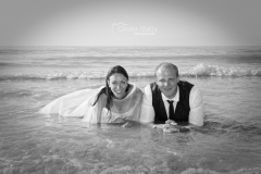 photographe-mariage-afterday-plage-dans-l'eau-mouillé-boulogne-sur-mer-62-wissant